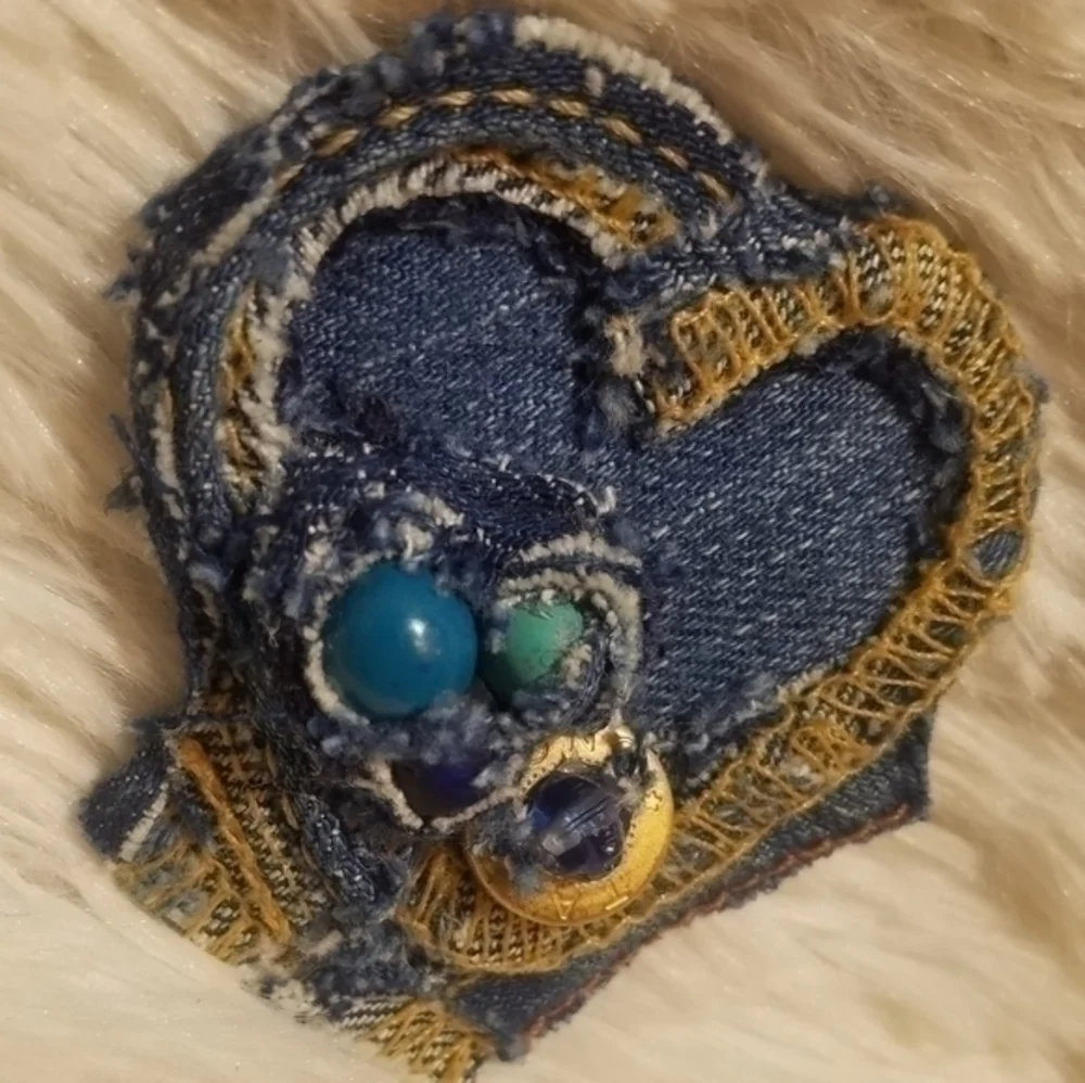 Tasty Raw Edge Denim LOVE-LI 